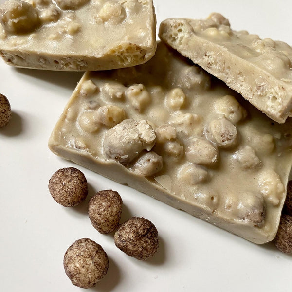 Keto Cookies & Cream White Chocolate Bar