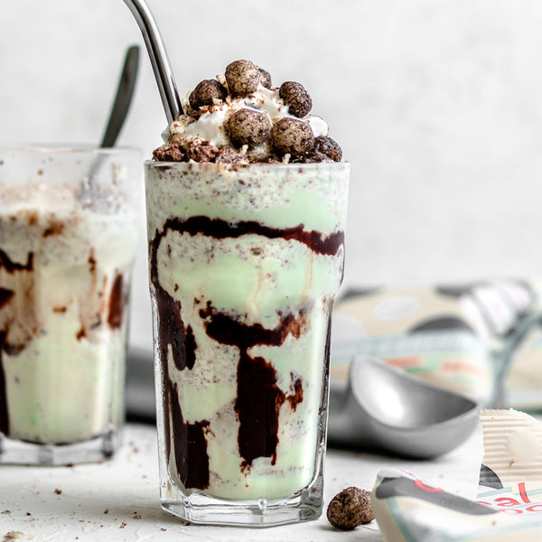 Keto Cookies & Cream Cereal Shamrock Shake